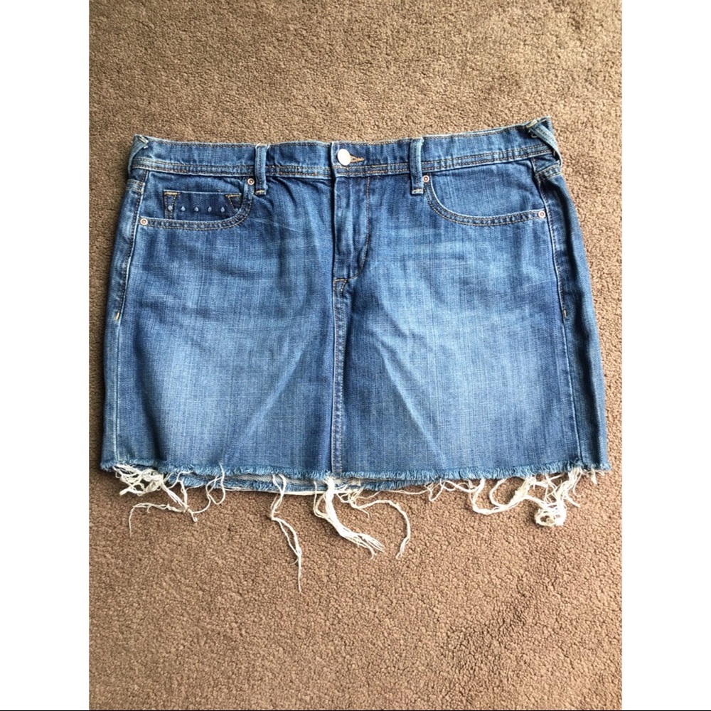 Old Navy ripped hem denim skirt